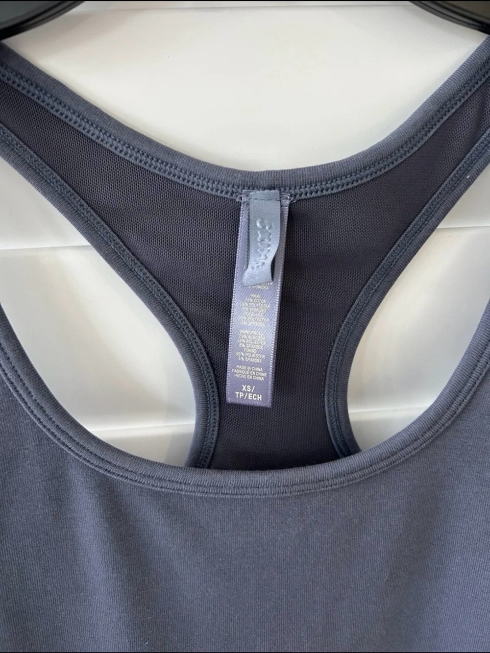 Skims NEW outdoor mid thigh bodysuit $80 MSRP Size xs - Picture 6 of 7